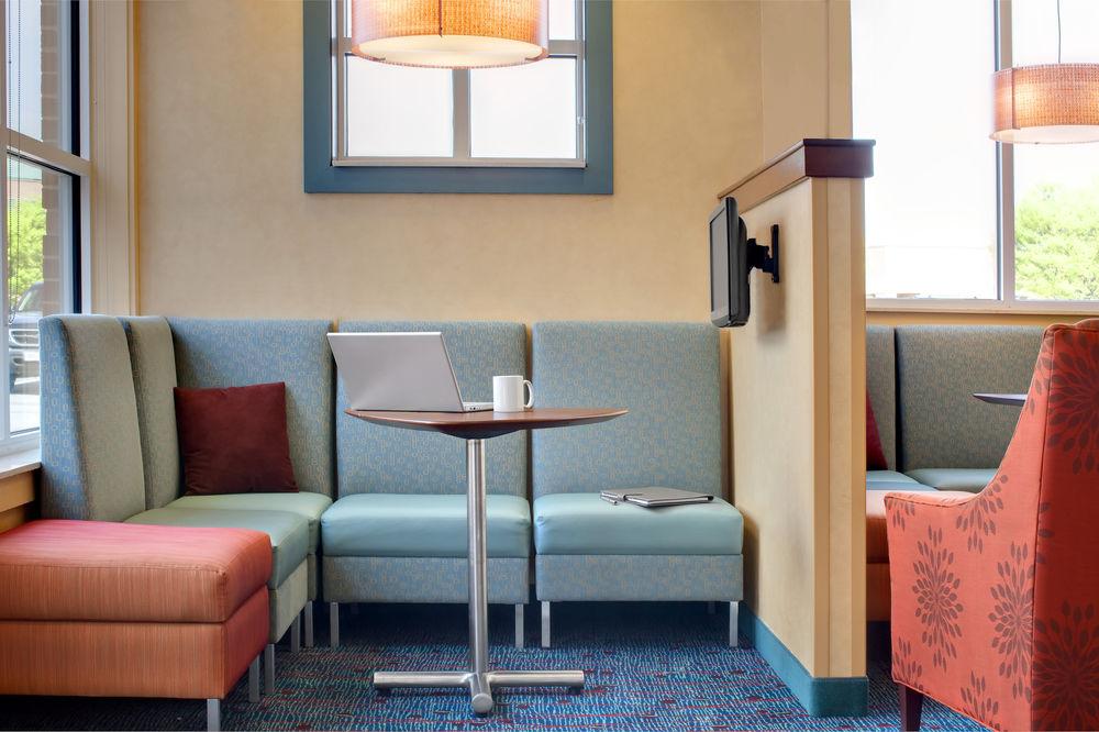 Residence Inn By Marriott The Bronx At Metro Center Atrium New York Exterior photo